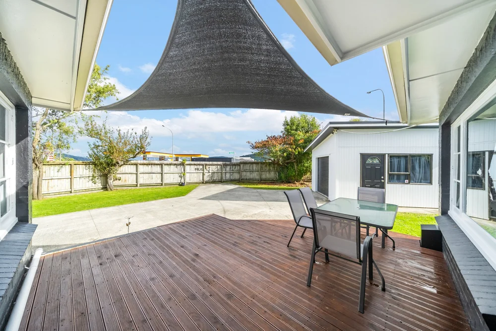 1 Moeraki Road — Team Ledger Real Estate Harcourts Hutt Valley