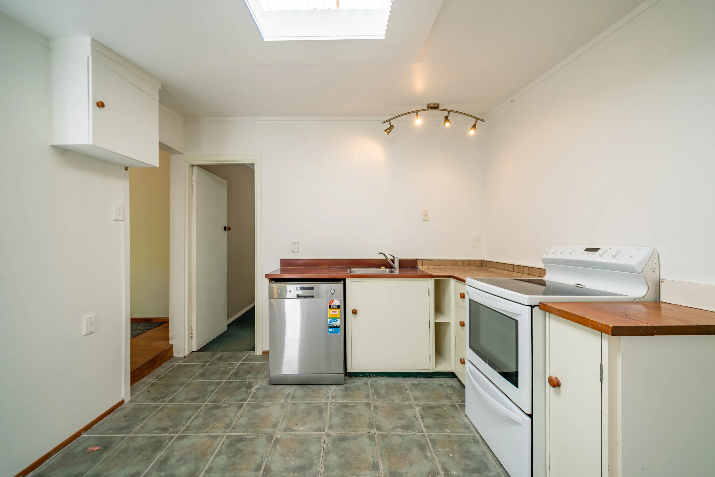 40 Mangaroa Hill Road — Team Ledger