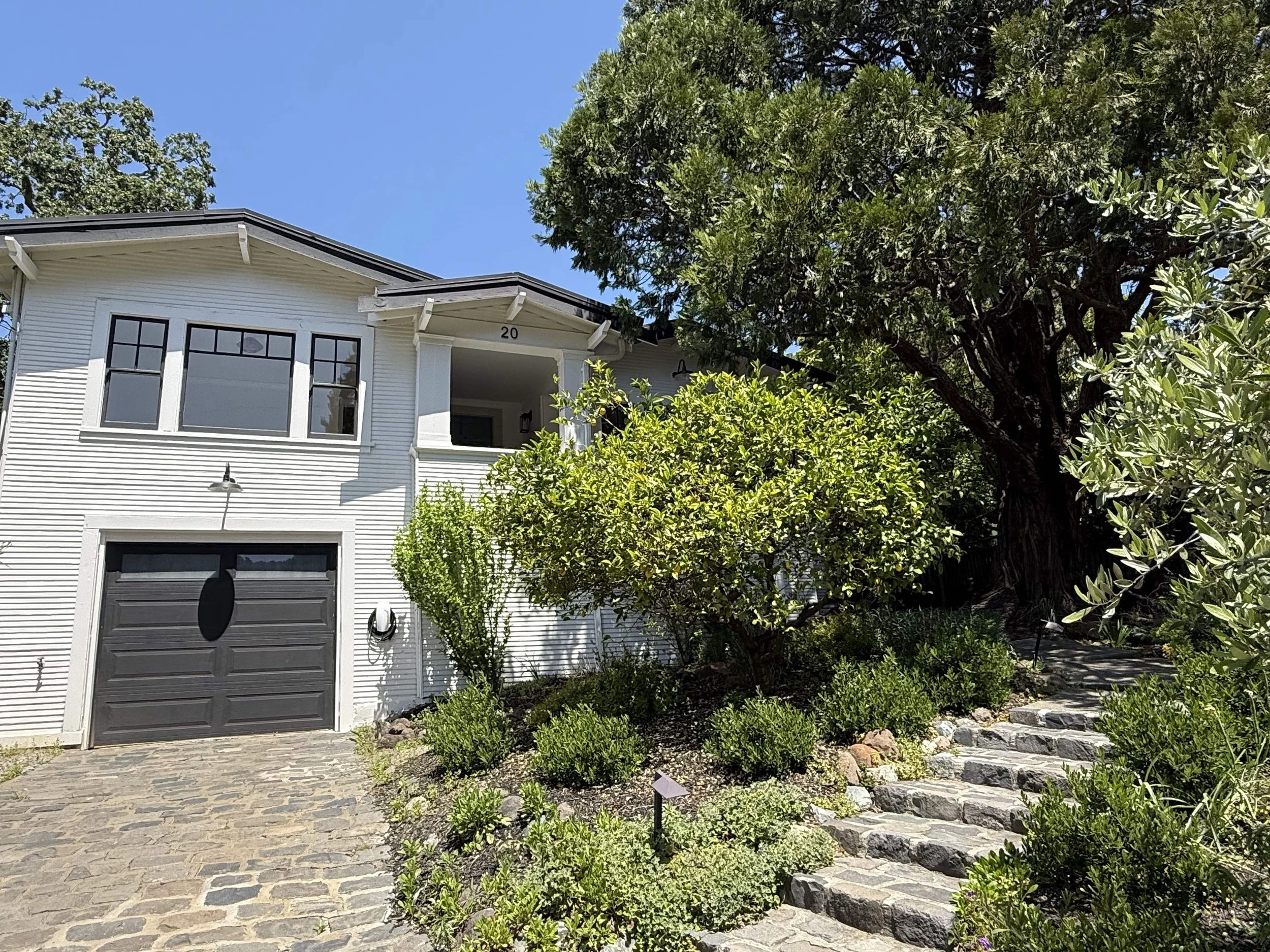 This is a historical home close to downtown Larkspur at 20 Elm, it's a vintage cottage with a sweet backyard and Mt. Tam views.