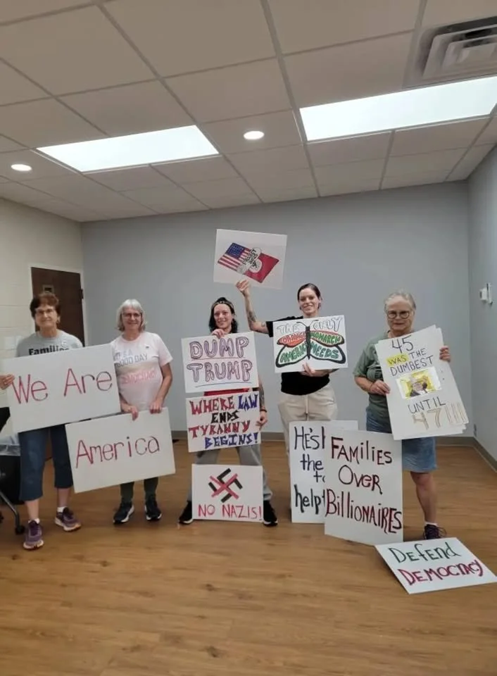 No Kings 3 Poster Making Party