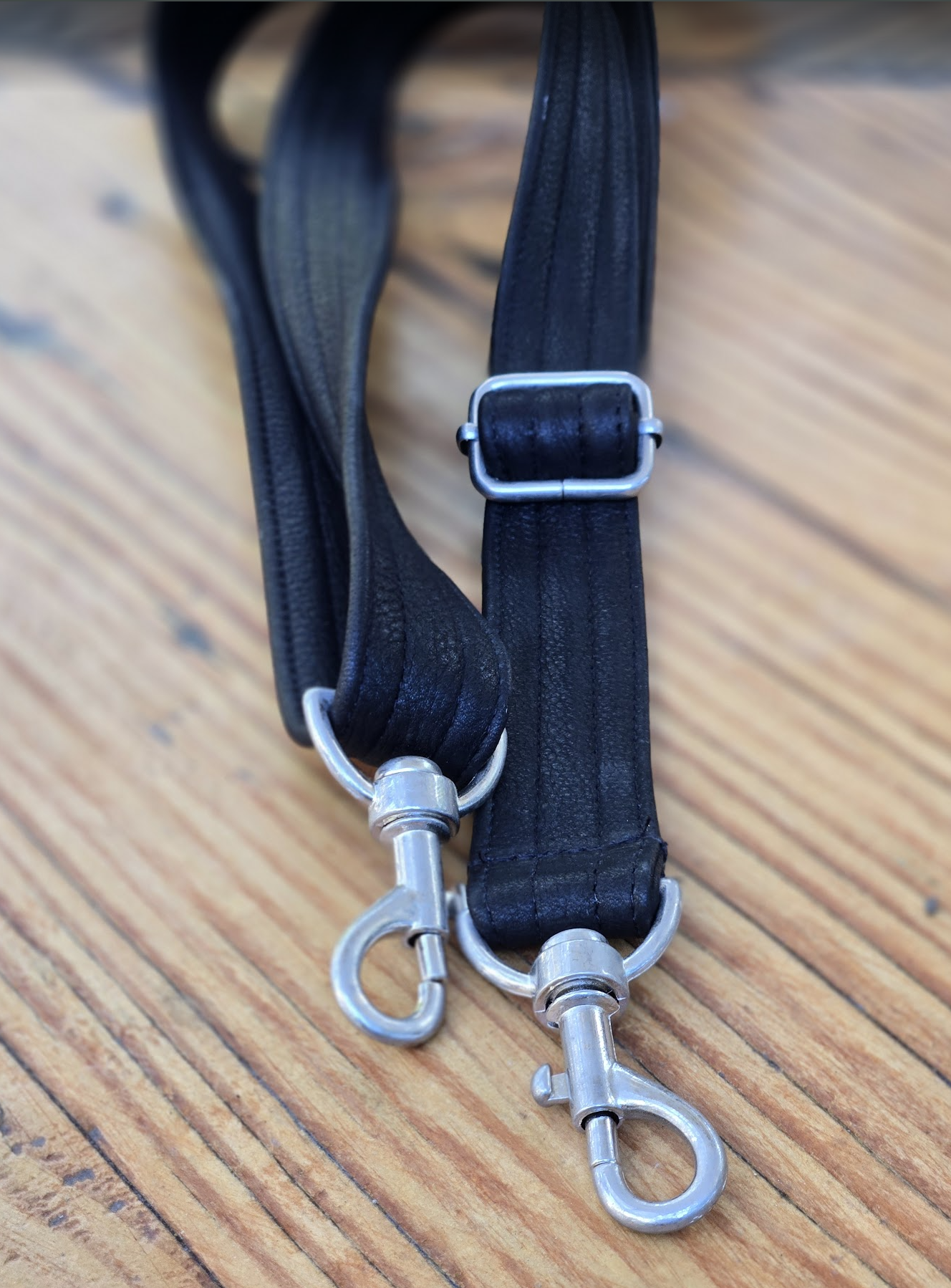 Black Buttery Cow  Crossbody 1 x 49 (Shiny Nickel)