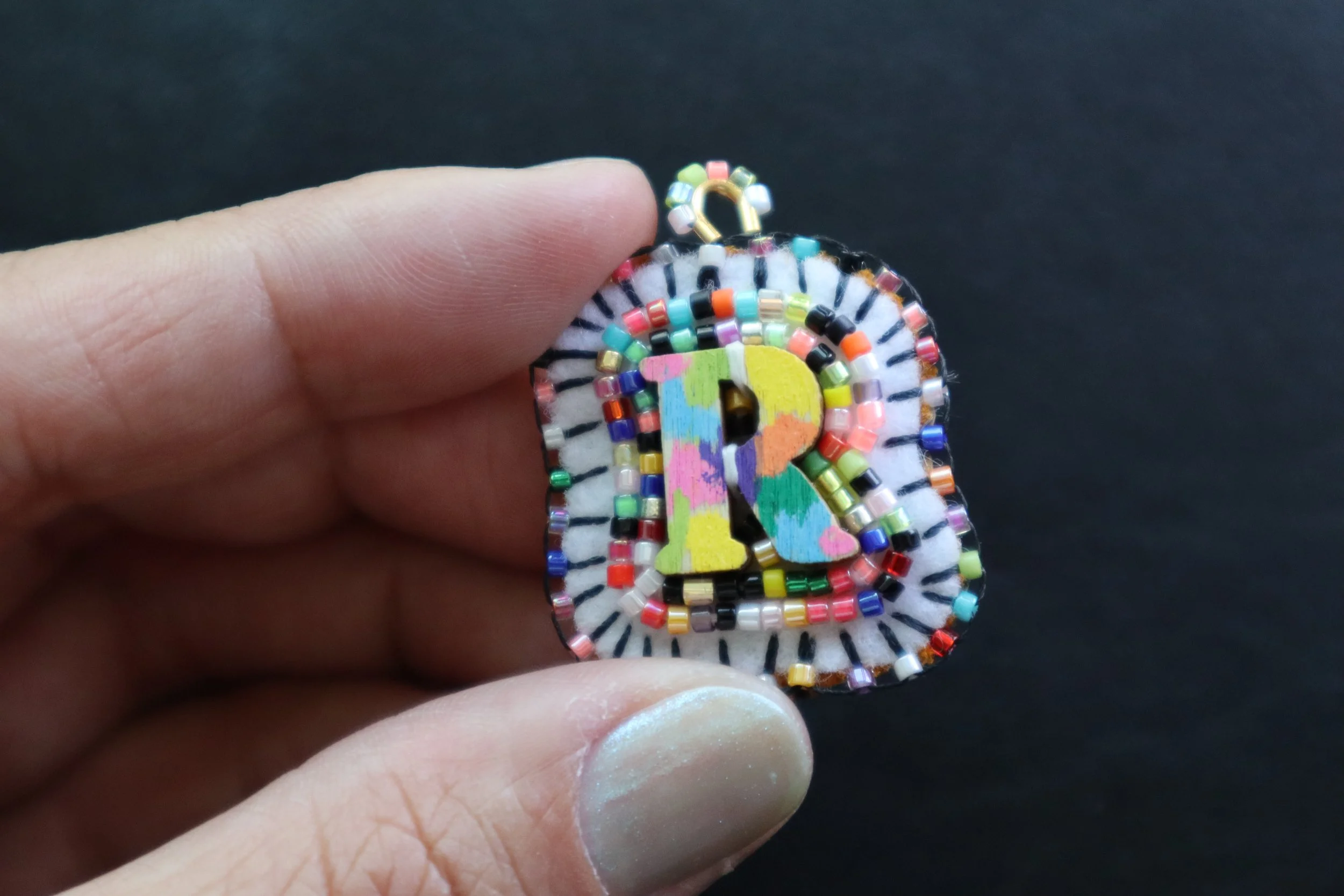 BeadSoup Alphabet Charm R
