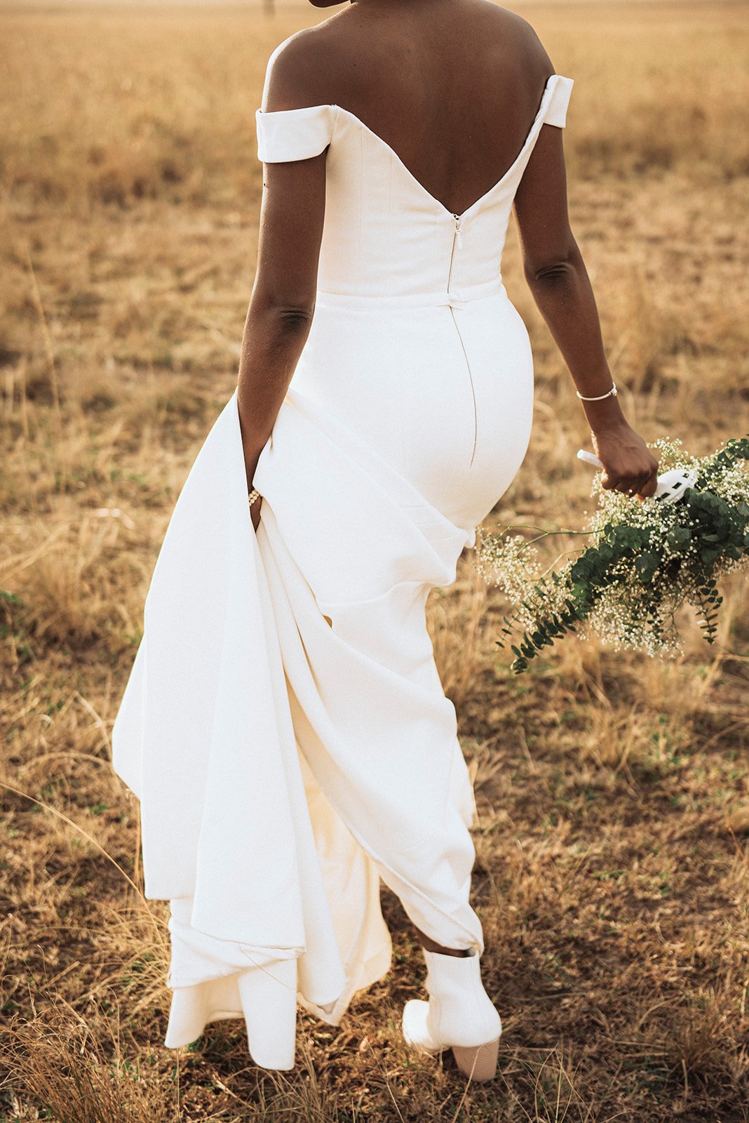 maasimara2-amboseli-elopement-fine-art-pre-wedding-shoot-kenya-etstudios00001.jpg