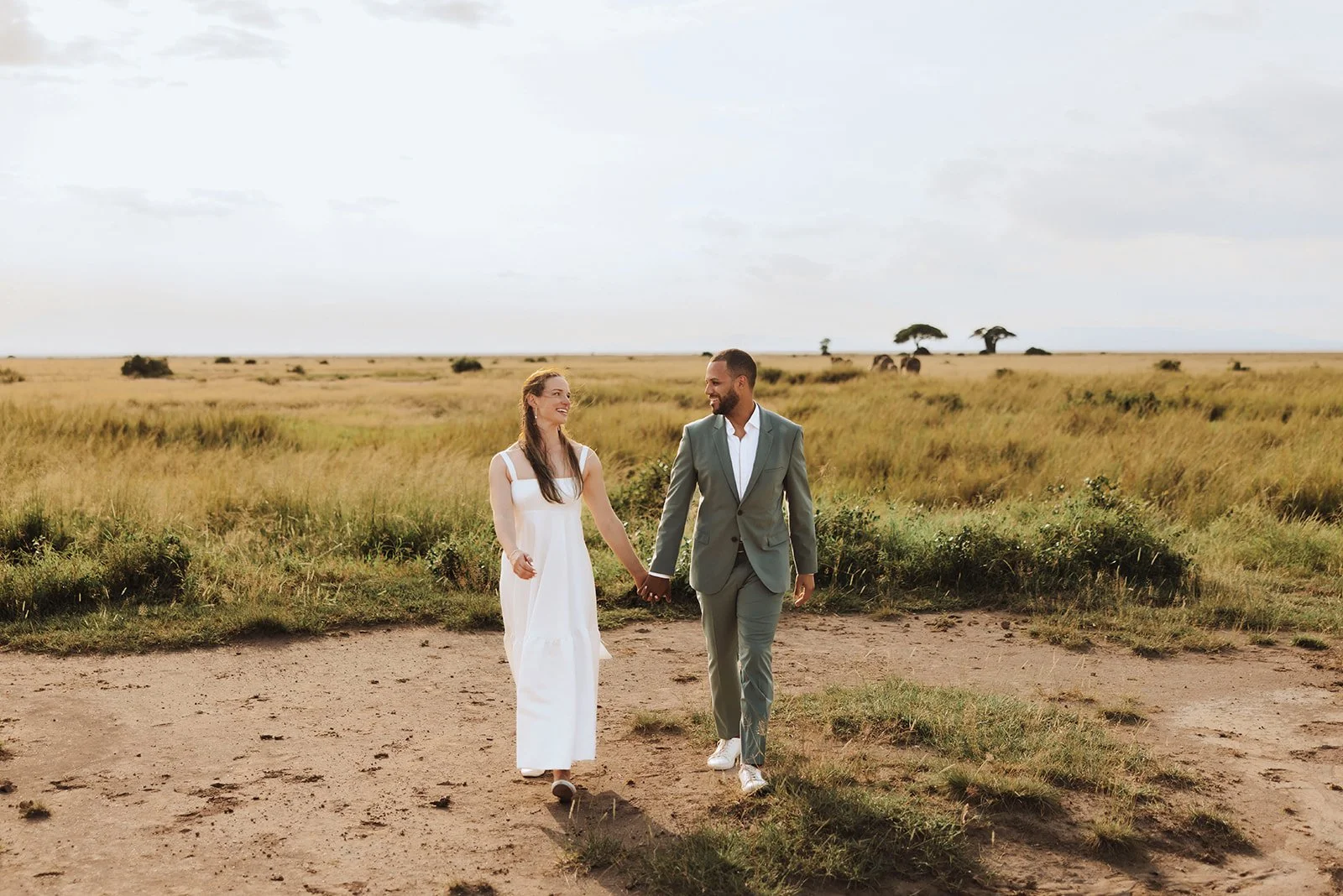 maasimara2-amboseli-elopement-fine-art-pre-wedding-shoot-kenya-etstudios00004.jpg