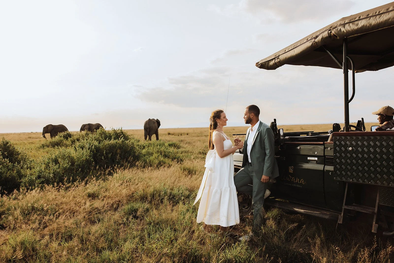 maasimara2-amboseli-elopement-fine-art-pre-wedding-shoot-kenya-etstudios00007.jpg