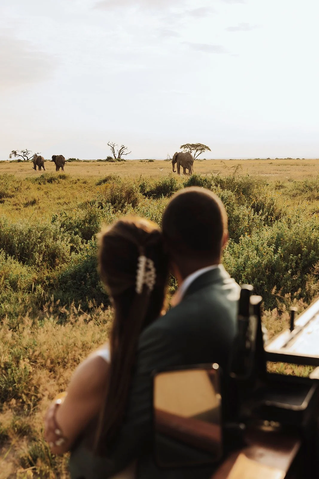 maasimara2-amboseli-elopement-fine-art-pre-wedding-shoot-kenya-etstudios00010.jpg