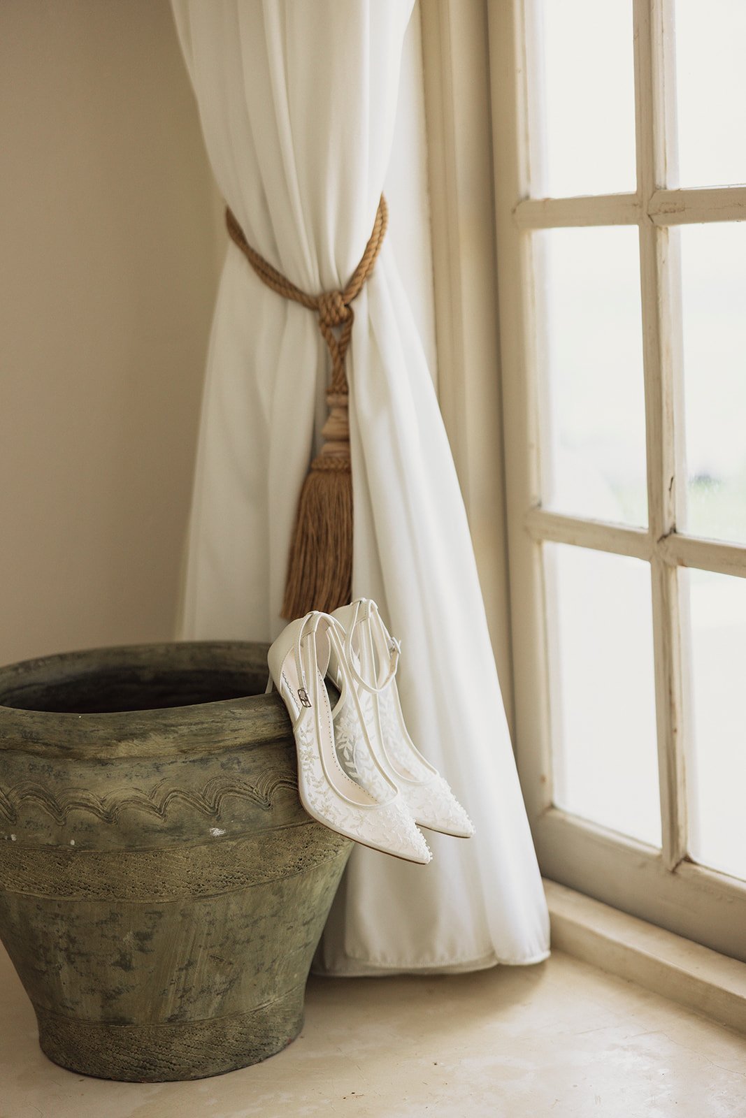 Herma + Bruck Bride Prep0003.jpg