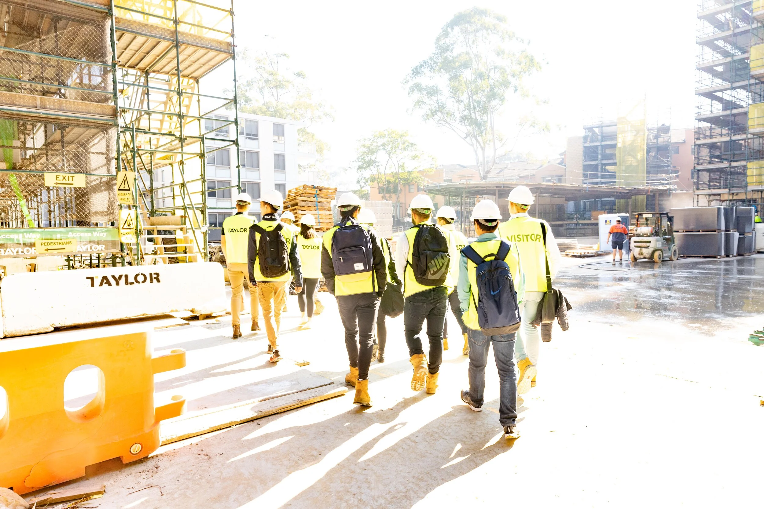 TAYLOR GRADUATES NORMANHURST-34.jpg