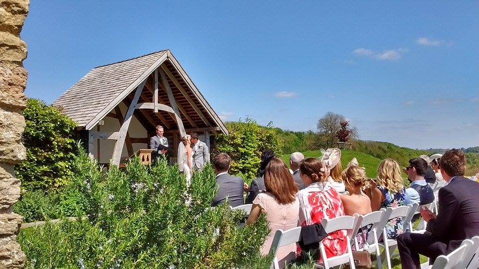Sarah and Lee Bradshaw - Kingscote Barn, Gloucestershire - 14th May 2016