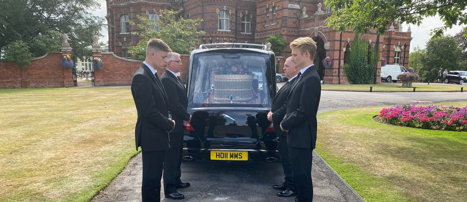 Holmes & Family - Independent Funeral Directors