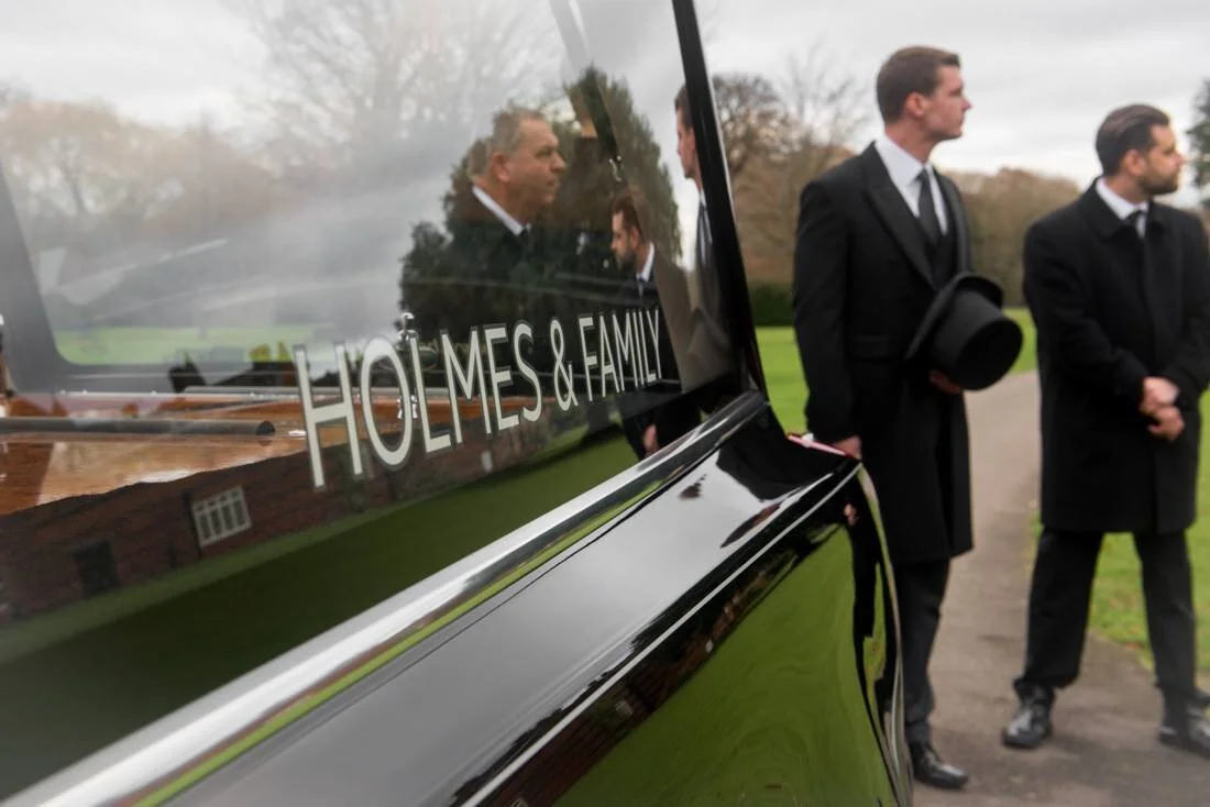 Simple Funeral — Holmes and Family Funerals
