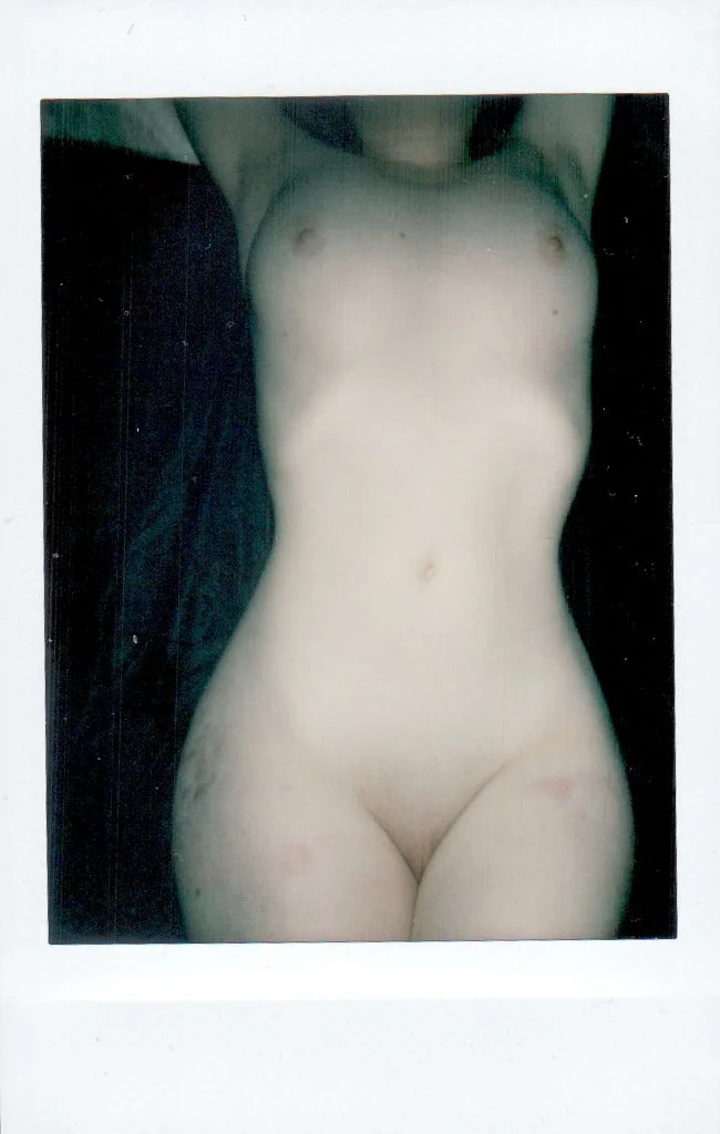 Scan2_300_white 1-5.jpg