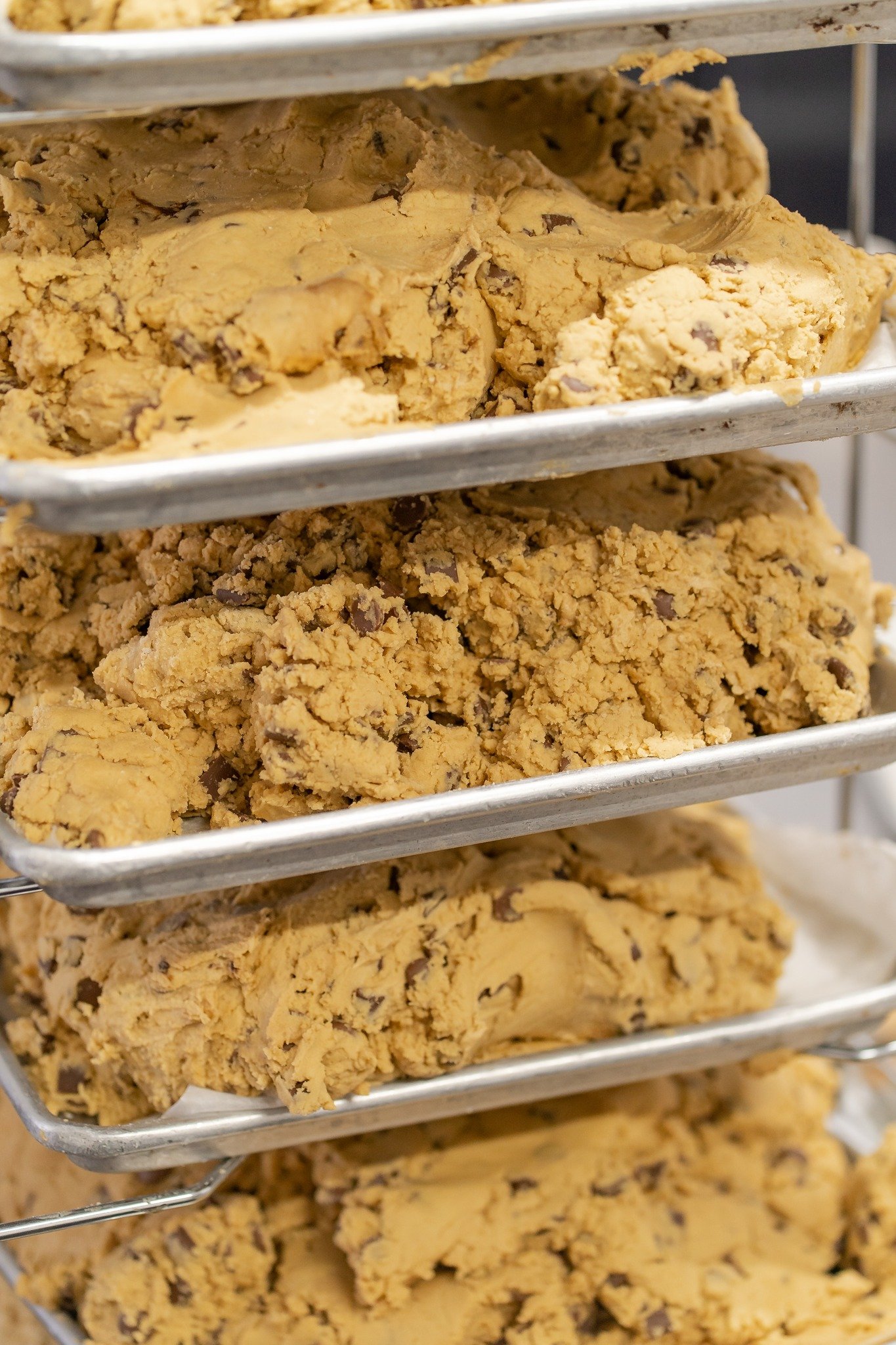 Did you know? All of our dough is hand-rolled and freshly baked daily! 🍪✨ At SOS Cookies, we never take shortcuts &ndash; only the freshest, most delicious treats for you! #HandcraftedGoodness #SOSCookies