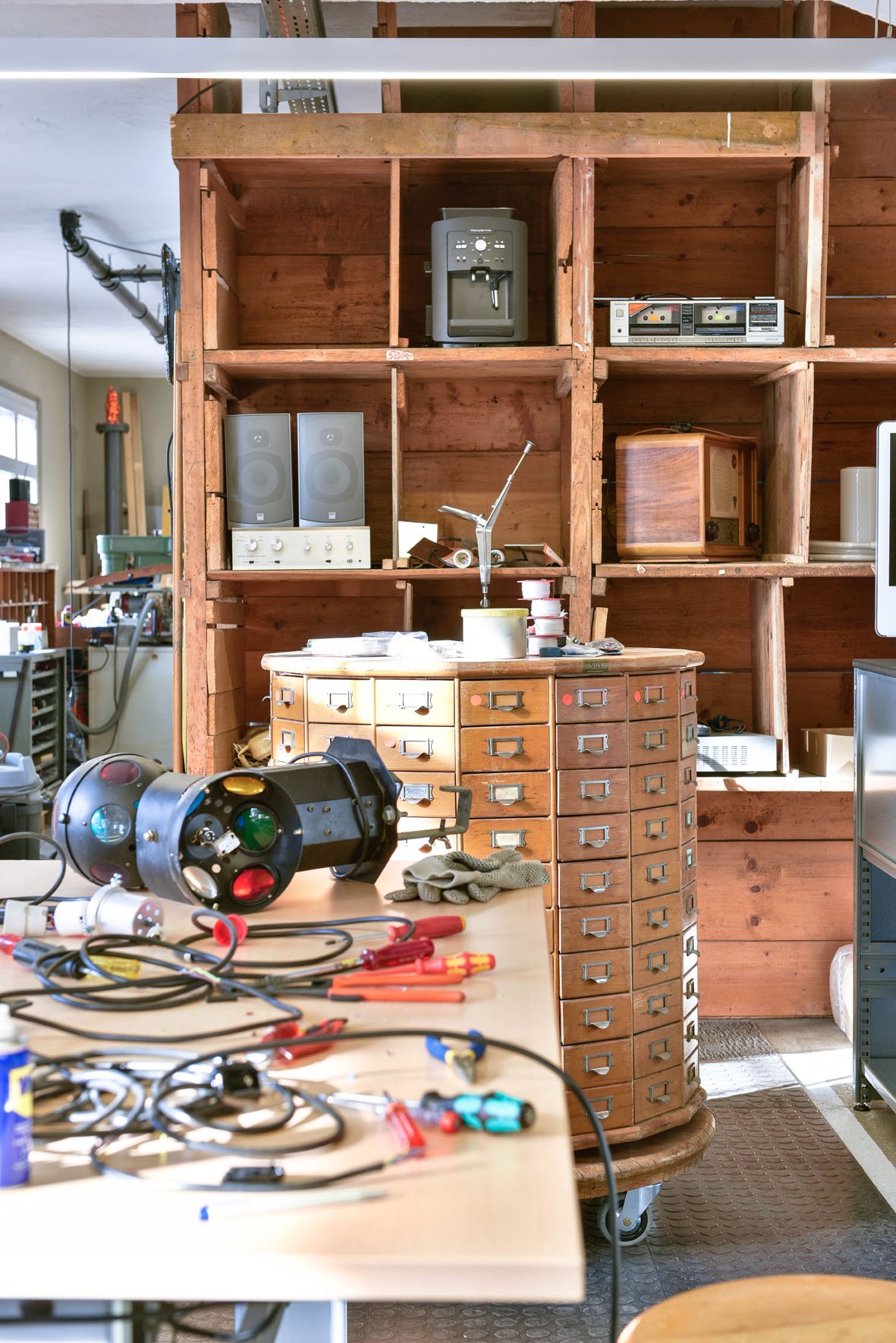 Reparaturwerkstatt_2_by Pictura_Barbara Hess.jpg