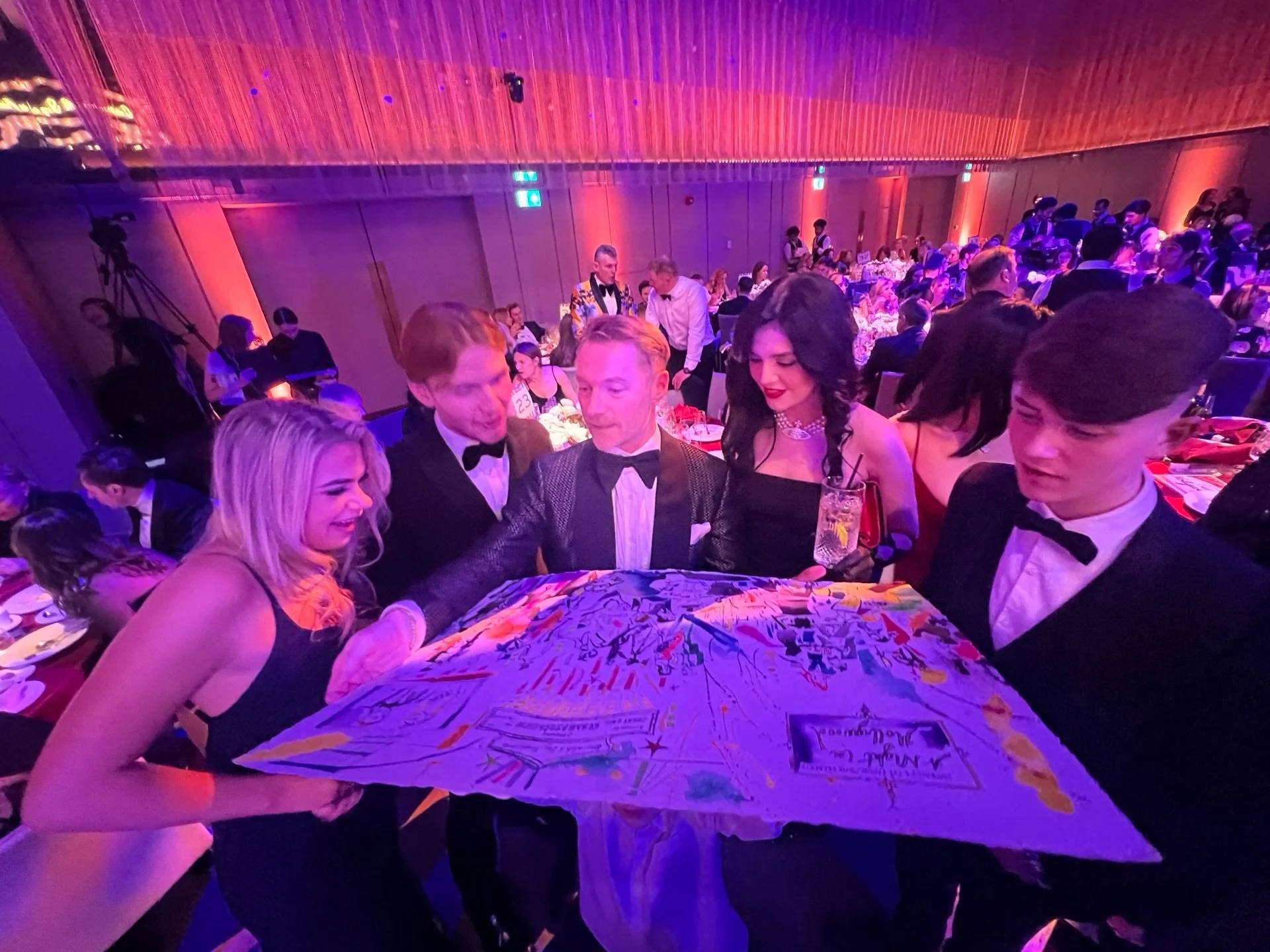 Hatty Pedder | Cancer Rearch UK, Emeralds and Ivy Ball | The Londoner Hotel | Live event painting.jpg