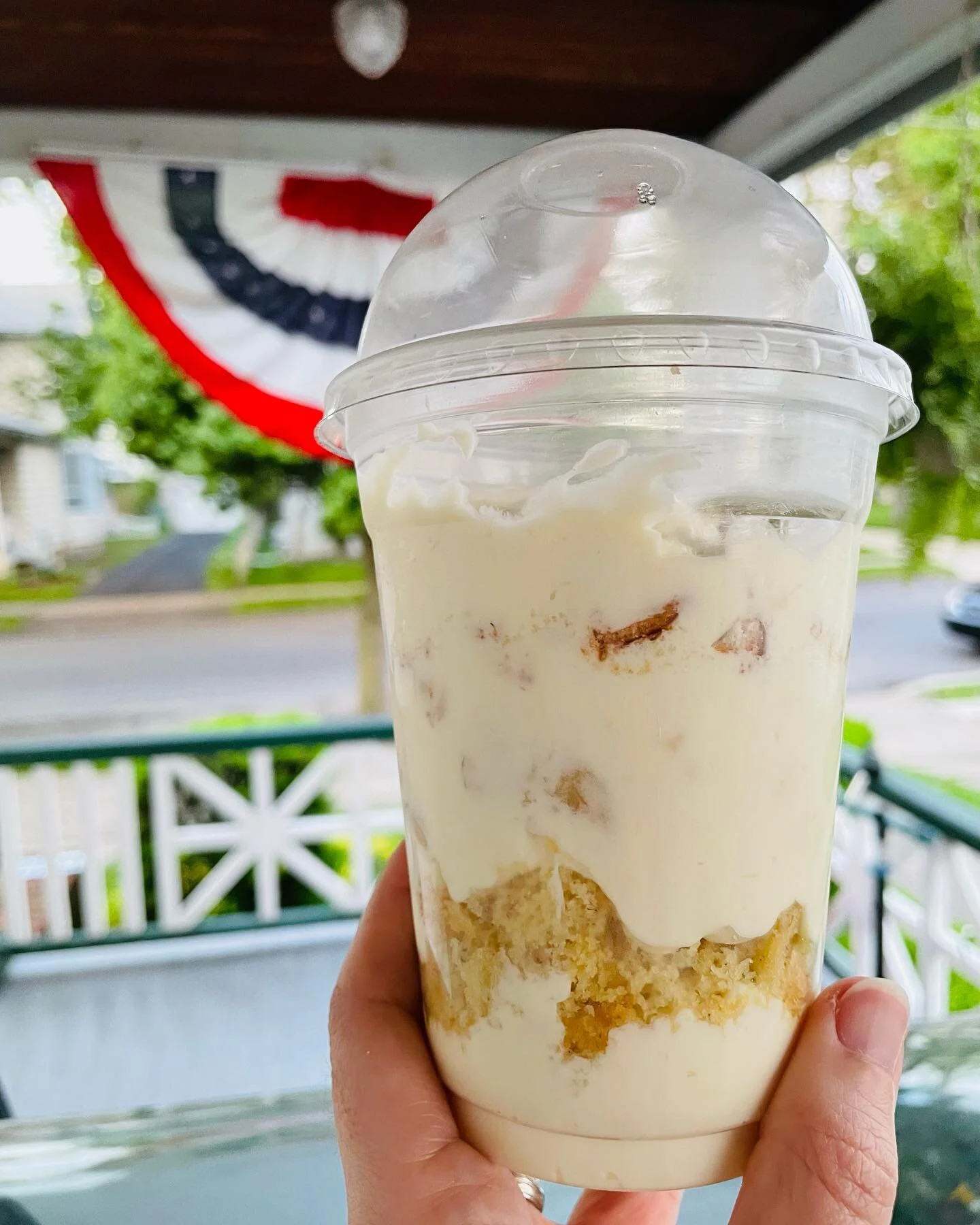 We will be open for counter service and preorder pick up on Saturday 5/27 from 9a-2p and Sunday 5/28 from 9a-NOON

🧁 Cupcakes:
Lemon Poppyseed 🌺
Watermelon 🍉
Vanilla Confetti 🇺🇸
Chocolate S&rsquo;mores

GF Brownies:
M&amp;M ❤️🤍💙

Cannoli 🇮🇹
