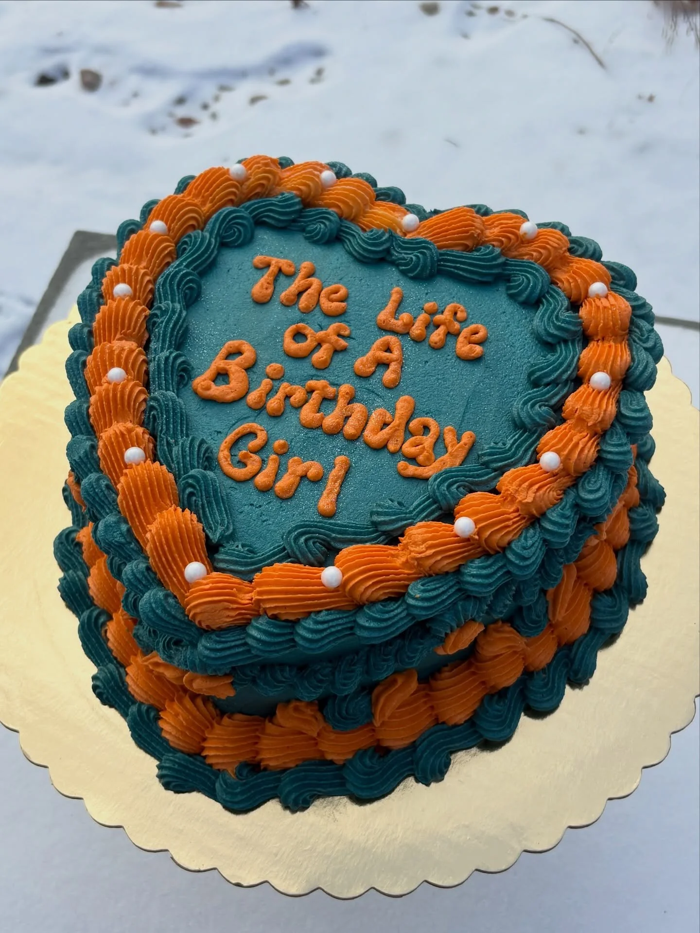 #showgirl 

Heart cakes are a trend that are not leaving anytime soon 🩵🧡

#dessertdelivery 
#tfpbs 
#thefrontporchbakeshop 
#fromourporchtoyours