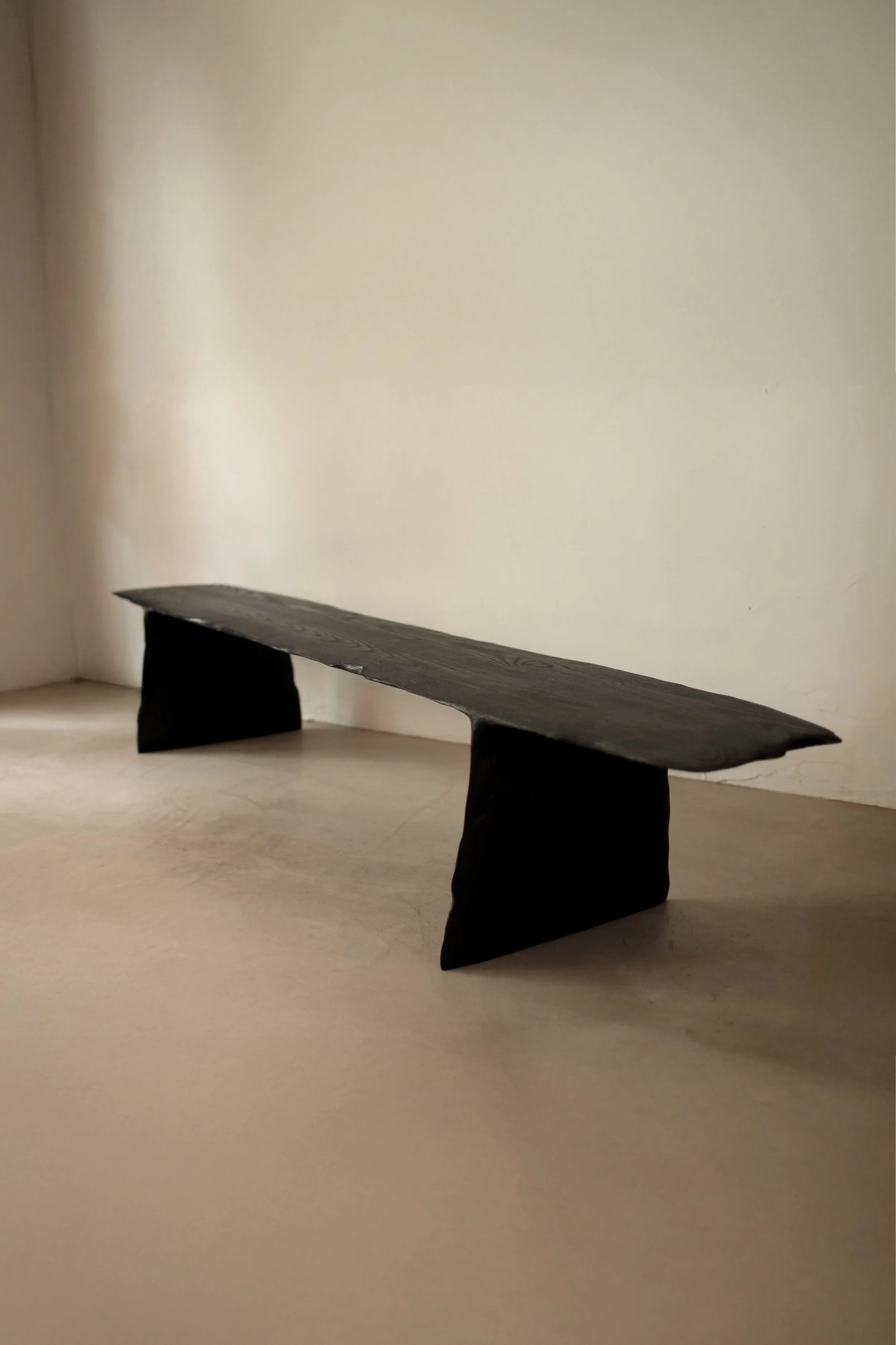 2025.7.21_3-4 black 2.3.jpg