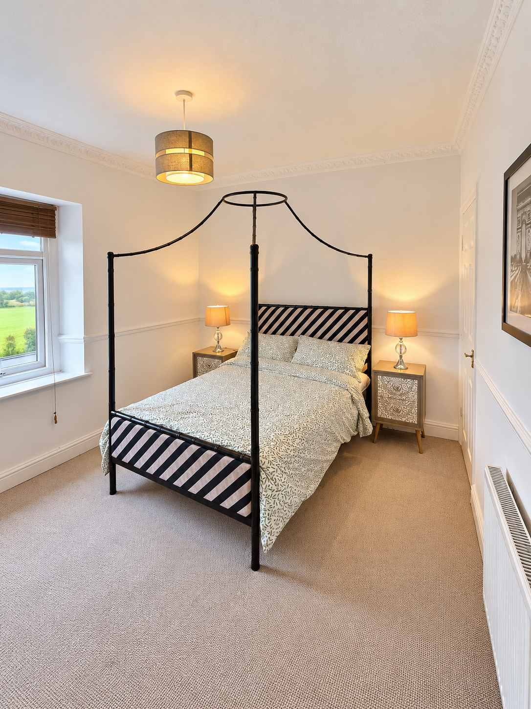 Airbnb_02_Bedroom_Angle.png