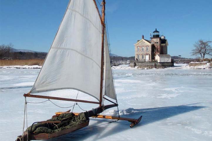 Lighthouse, winter visitor