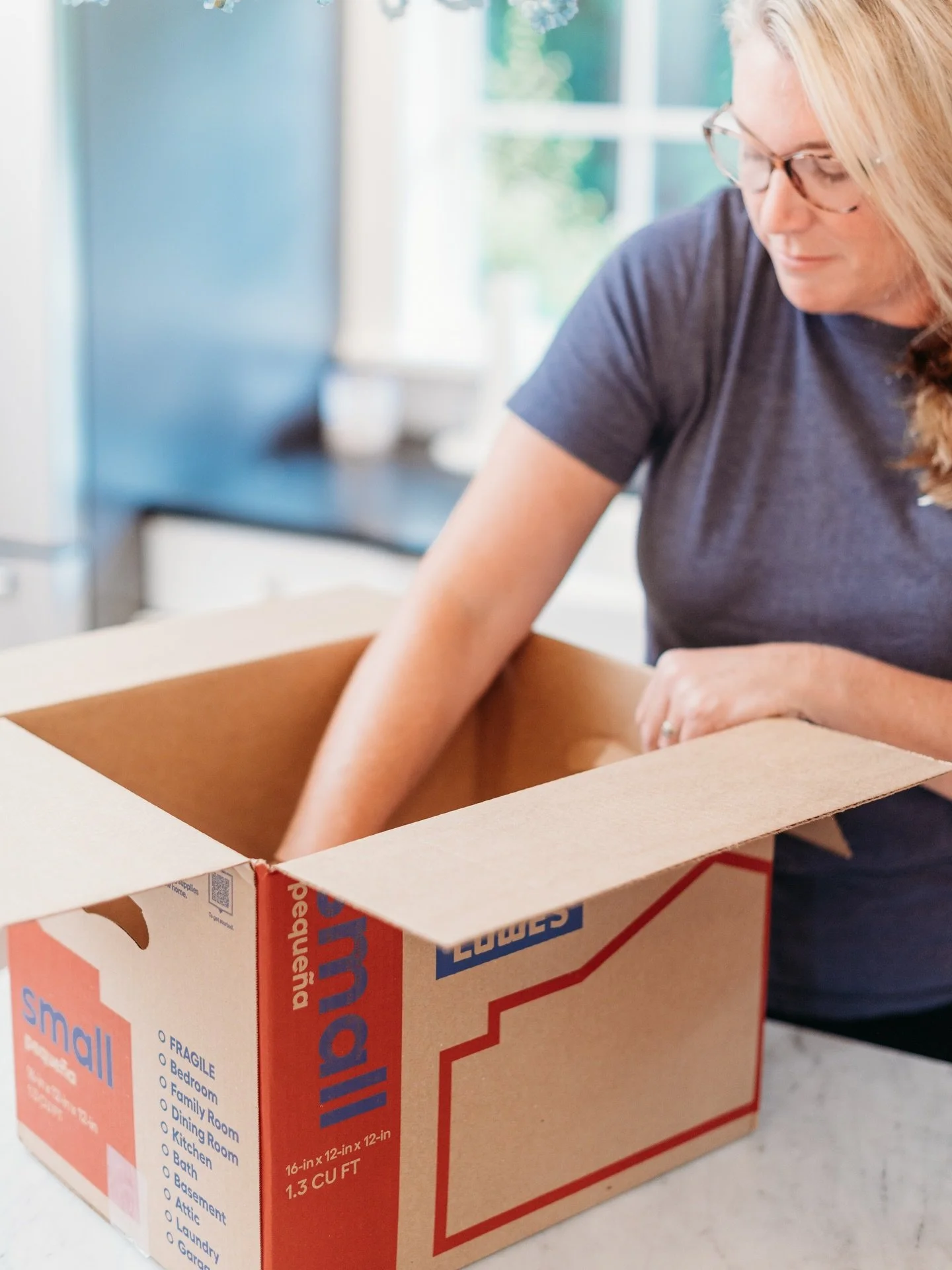 Moving into a new home or finishing a renovation can feel like a maze of boxes. Let our team bring clarity to the chaos so you can start enjoying your space right away. We unpack with intention and set up systems that make your home feel effortless f