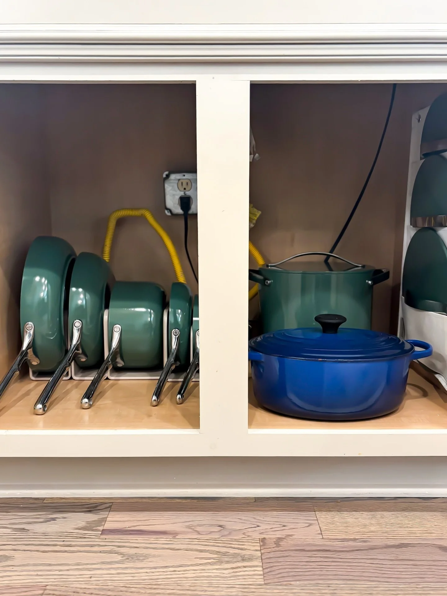 No stack, no scratch

Nesting and stacking cookware can lead to scratches in coating and finishes.  Protect your investment with smart solutions like Caraway&rsquo;s organizers or a vertical P.A. rack from Youcopia or The Container Store. 

Check out