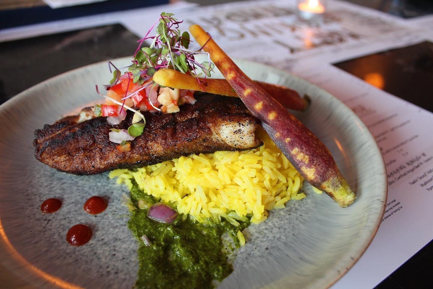 Should we bring this special back?! 

Blackened Seabass &bull; Yellow Rice &bull; Tri- colored Carrots &bull; Finished with Pesto &amp; Sriracha 🤩

#seafood #localrestaurant #finedining #seabass #onlythebest #specials #fresh #madewithlove