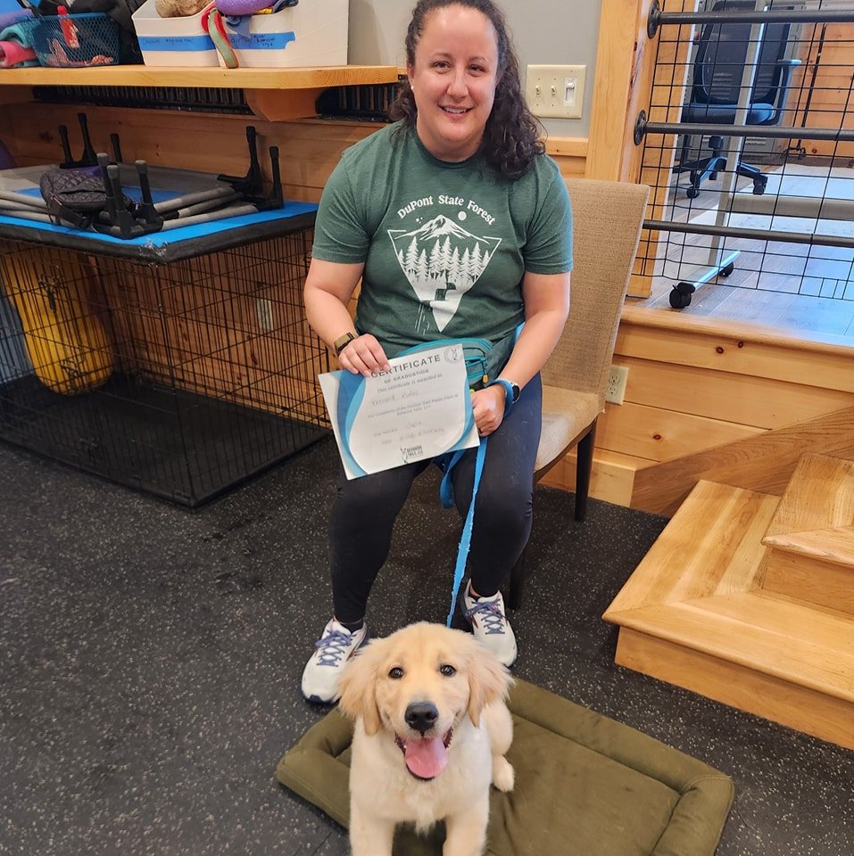 🎉 Congratulations to Bella, Bernard and their families on graduating from Positive Start Puppy Class tonight! 🎓 

💫 These are some lucky pups with fantastic families who love them lots! We can't wait to see what the future brings for these little 