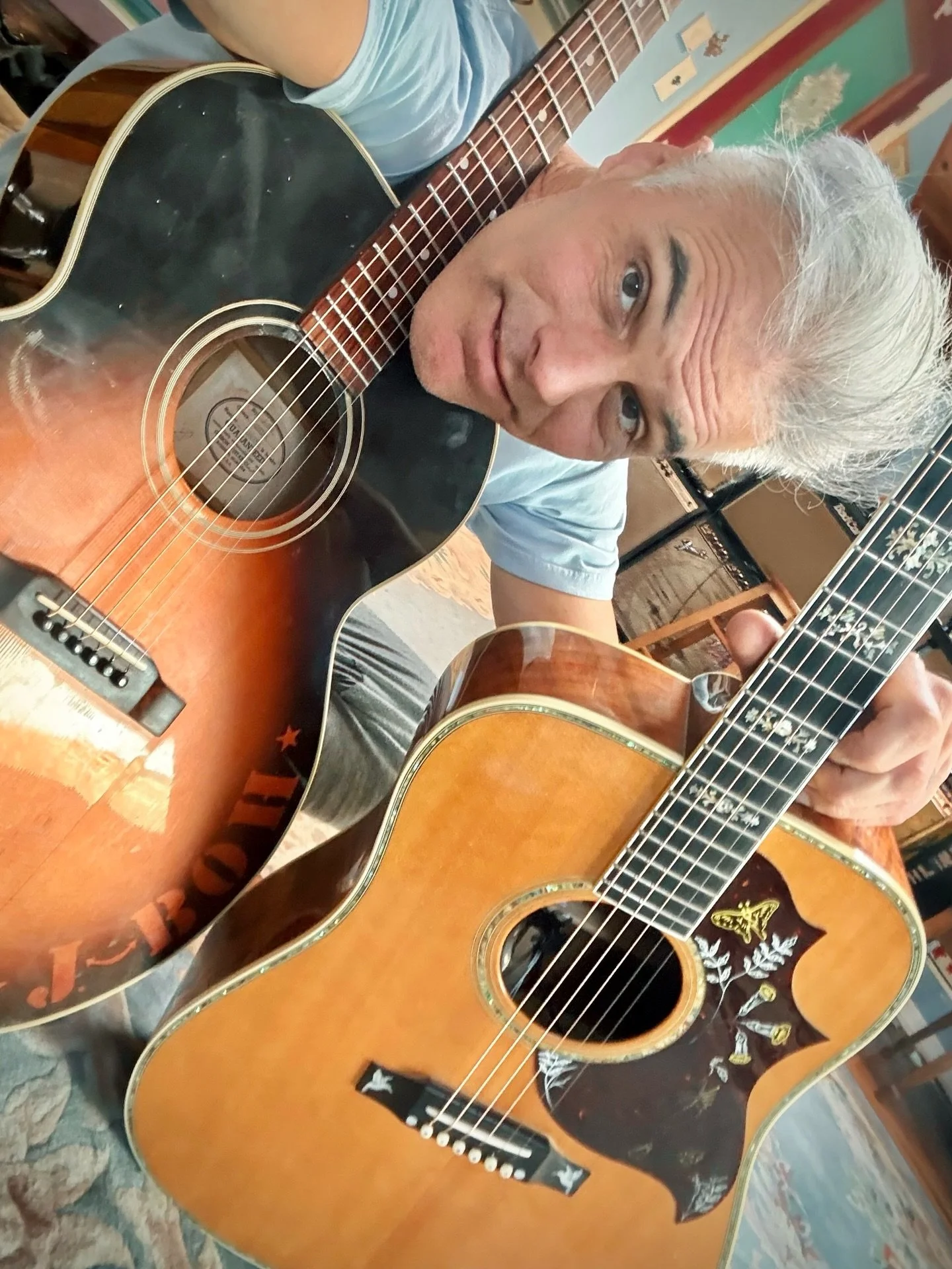Our friend @johnbohlinger recently installed HiFi Duets on two of his acoustics, including this incredible @gibsonguitar J-100. Thanks for the love, John!

Thinking about upgrading your pickup system? If you need any recommendations, let us know! We&