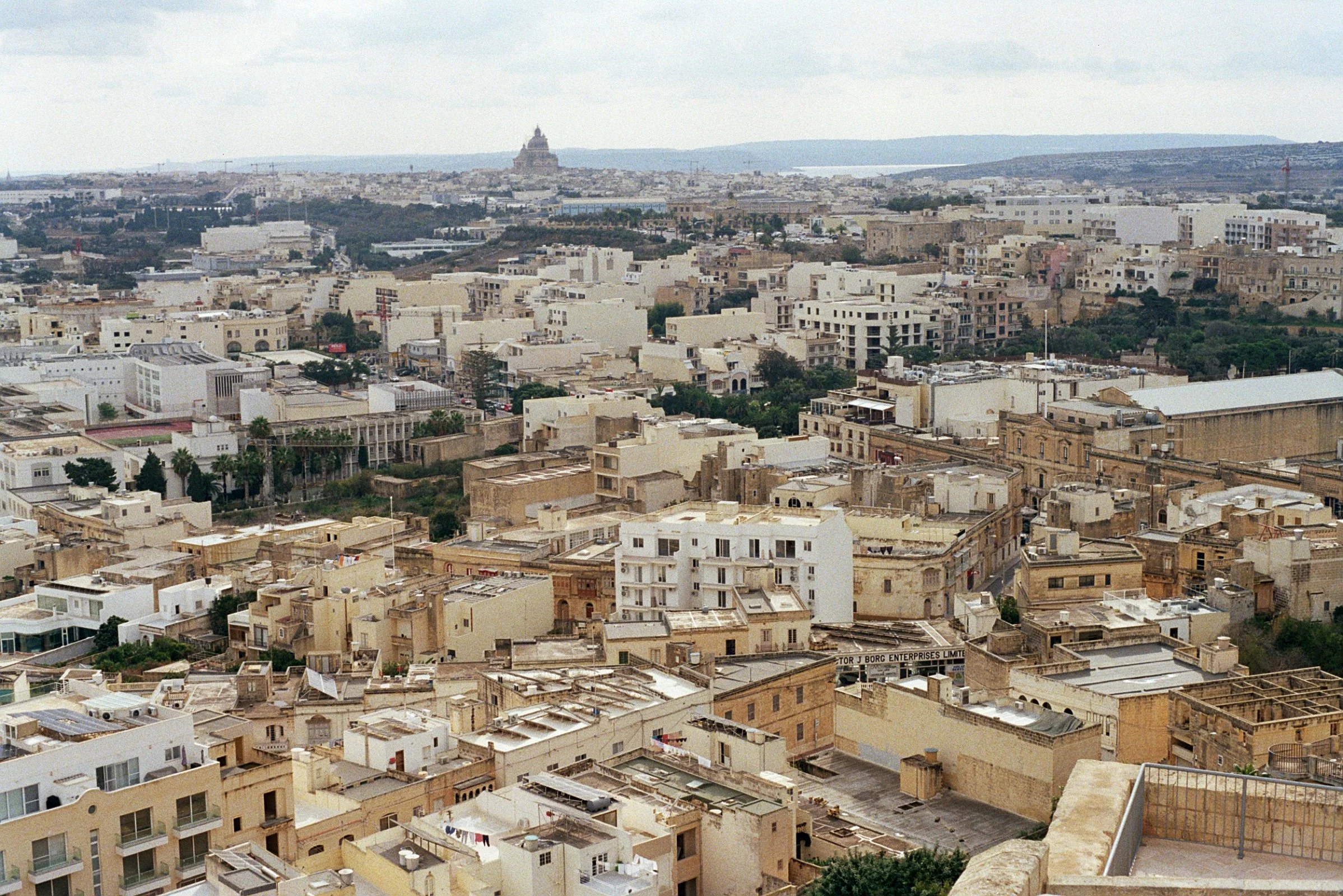 Gozo, 2024 / 
Minolta X370, Fujifulm ISO 400