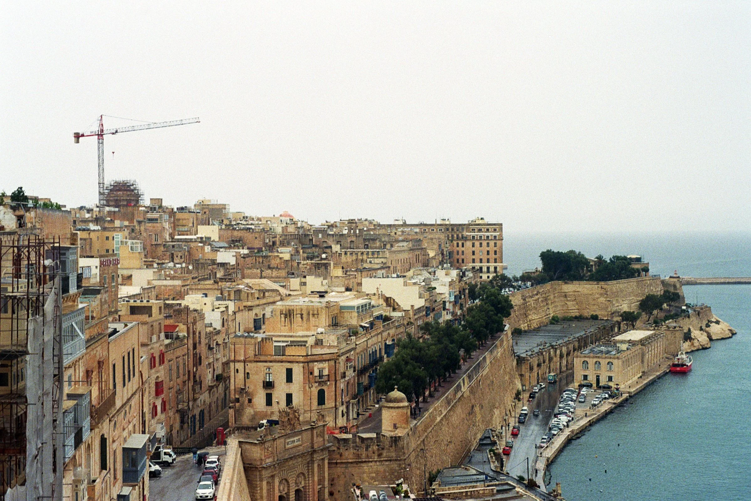 Malta, 2024 / 
Minolta X370, Fujifulm ISO 400