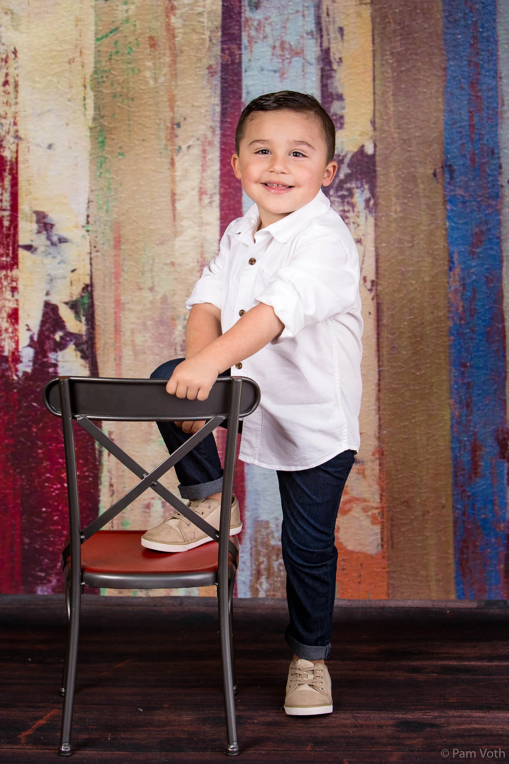 Family and Children by Pam Voth Photography_Remington_child_Spring_mini_studio_session_copyright_Pam_Voth_Photography__A9A3607_for_Print_web.jpg