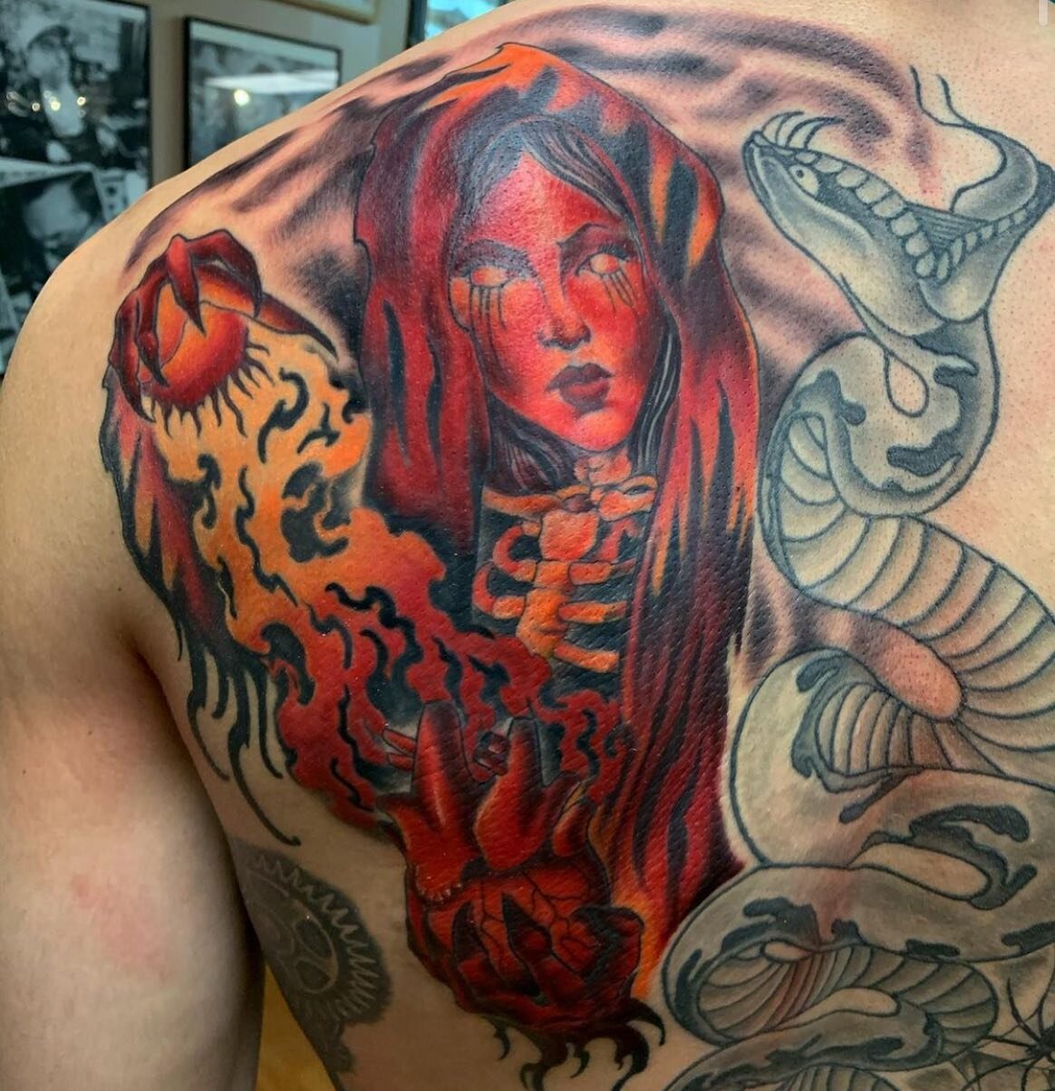 @dustin_hysell_tattooer rocking out the crimson sorceress on loyal BL client @averywalker5151 ! .
.
.
.
#redemptiontattoocare&nbsp; #boldwillhold #traditionaltattoo&nbsp; #traditionaltattoos #tattooflash #tattooart #tattoos #tattoo #614 #614artists #