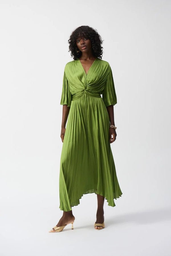 GREEN DRESS 2.jpeg