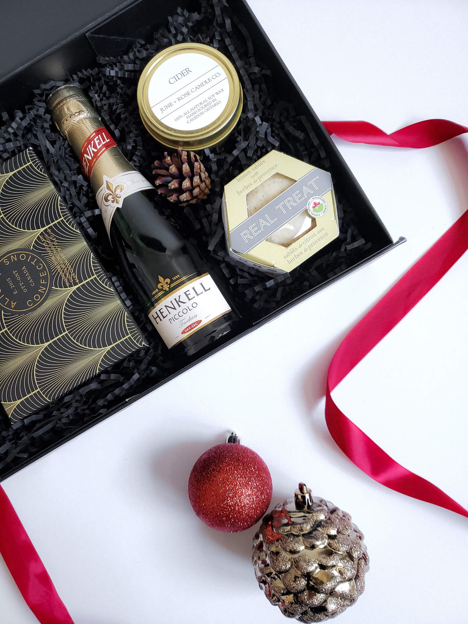 The Holiday Box — Ardi Foxe | Curated Gifts Canada