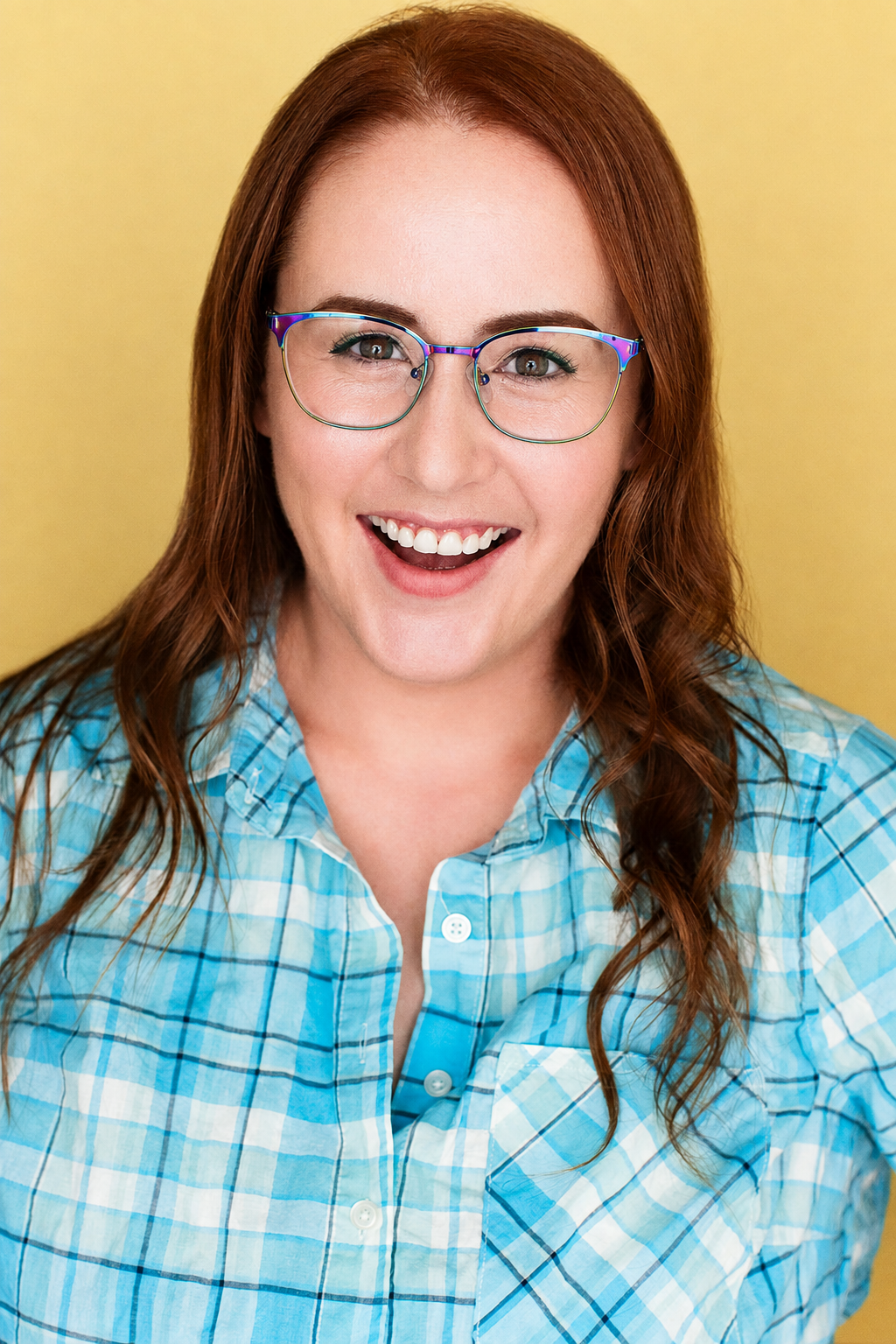 Jess Cashin headshot 3.png