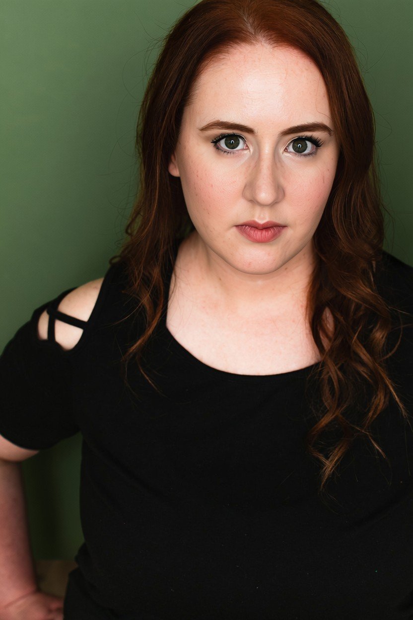 Jess Cashin headshot 13.jpg