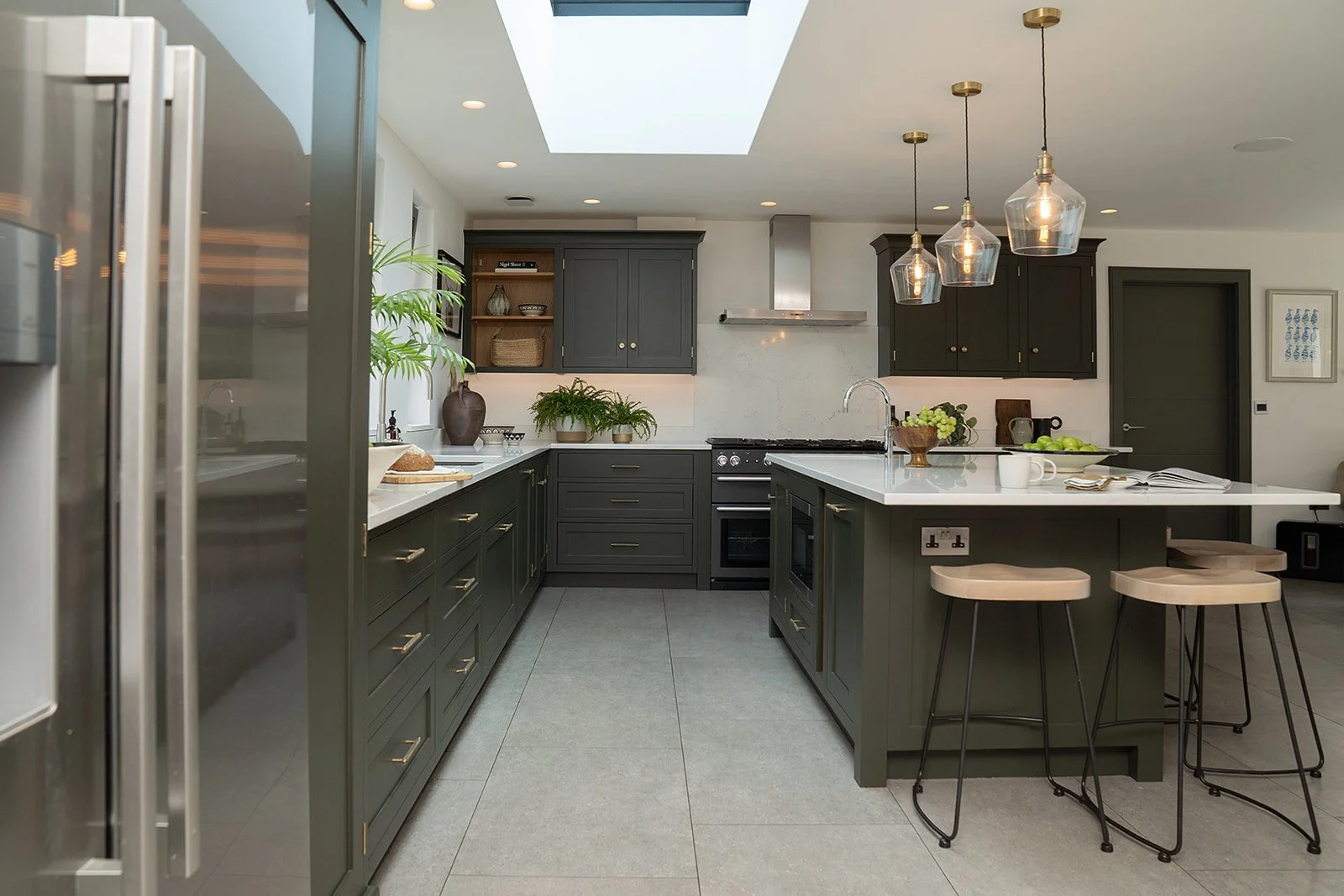 HOUSE-KNIGHT PROJECT MANAGEMENT-BRAND SHOOT-BERTIES PHOTOGRAPHY-14.jpg