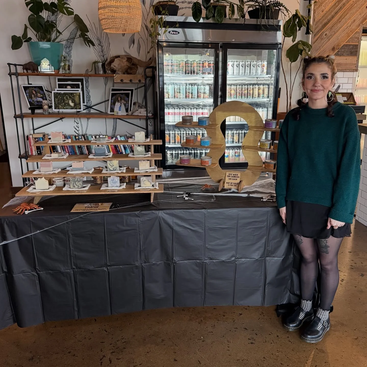 We&rsquo;re at @heirloomrusticales until 4pm today!!! Escape the rain and come hang 👻