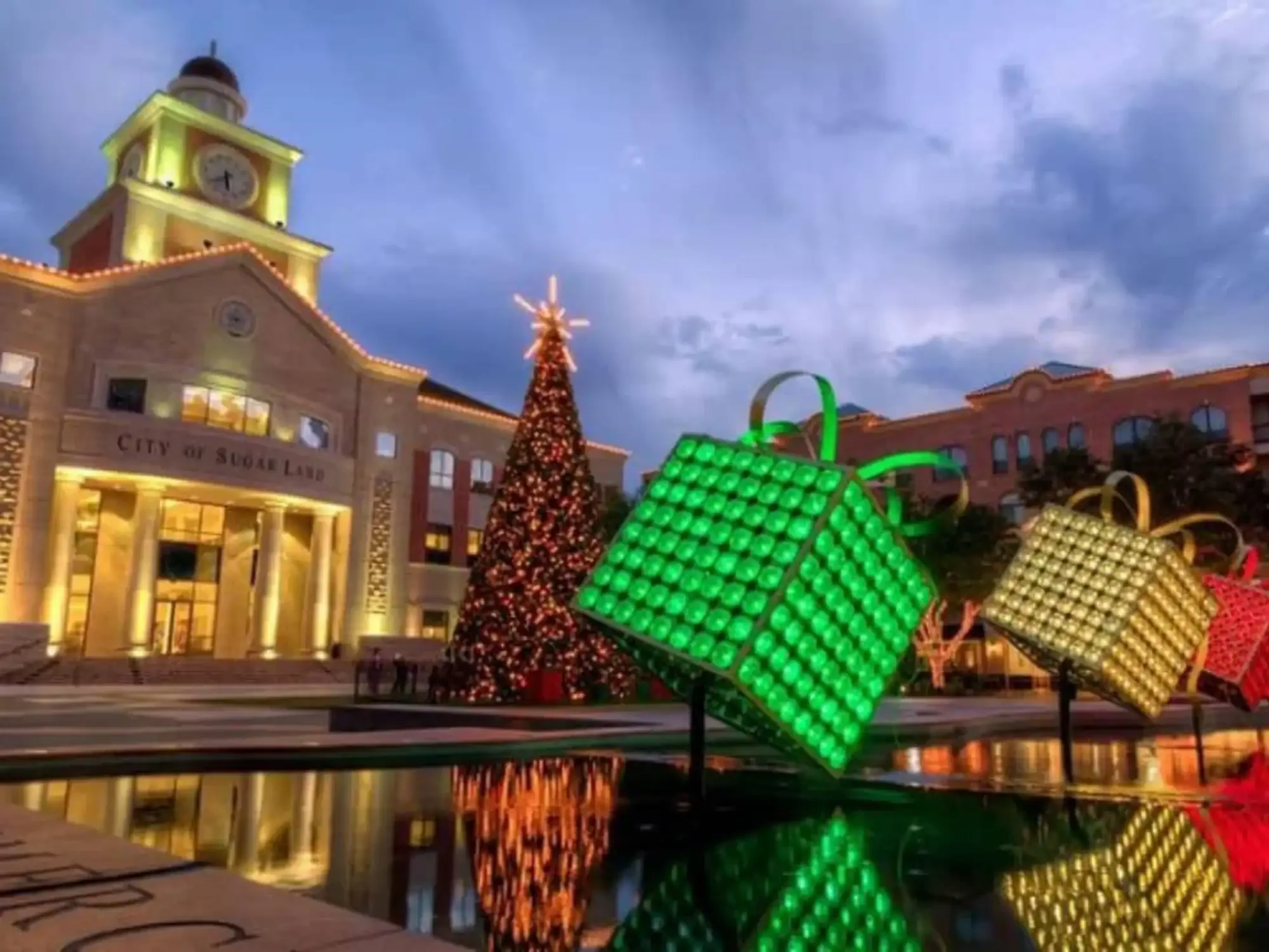 Sweet Tidings Holiday Market at Sugarland Town Square