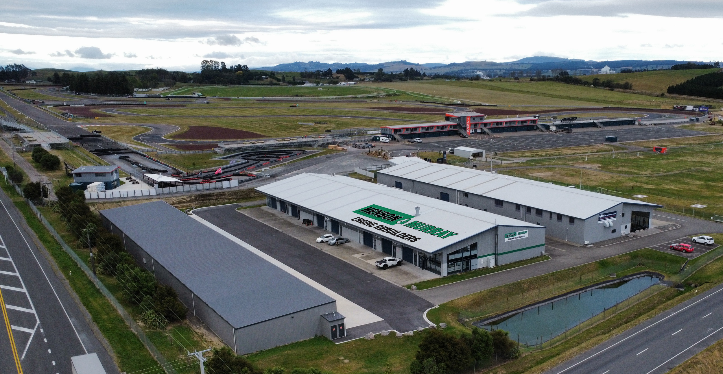 The Supercars are coming to our backyard — HENSON & MURRAY ENGINE ...