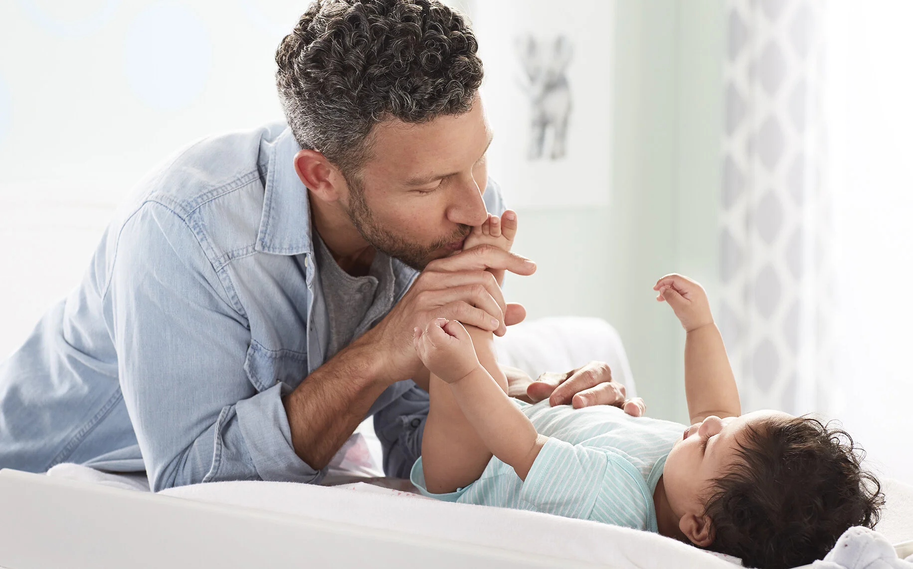 45743_WithDad_EDL_Baby_noproducts_2025.jpg