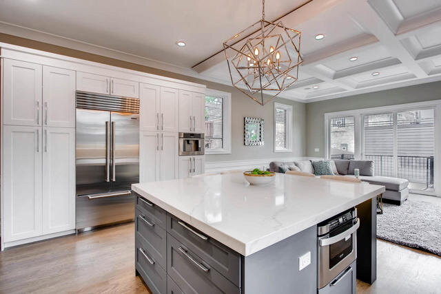 2450_W_Superior2.jfif