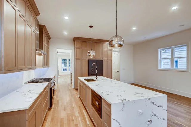 4327_N_Harding2.jfif