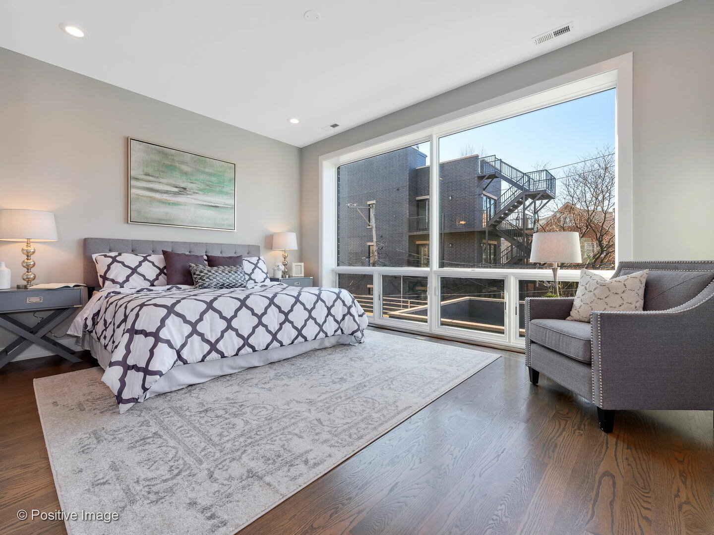 2508_N_Greenview3.jfif