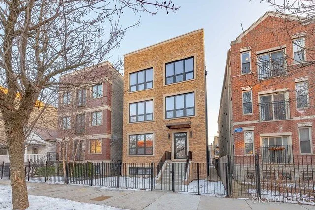 2231 W Washington Blvd