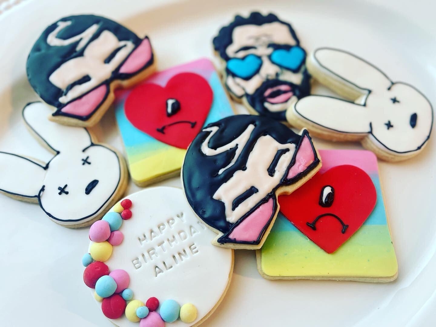 How fun are these #badbunny birthday cookies!

For more details, DM me or send an inquiry at www.sugarfloursweets.com

#badbunny #badbunnycookies #custom #customcookies #sugarcookies #customsugarcookies #sugarcookiesofinstagram #sugarcookiedecorating