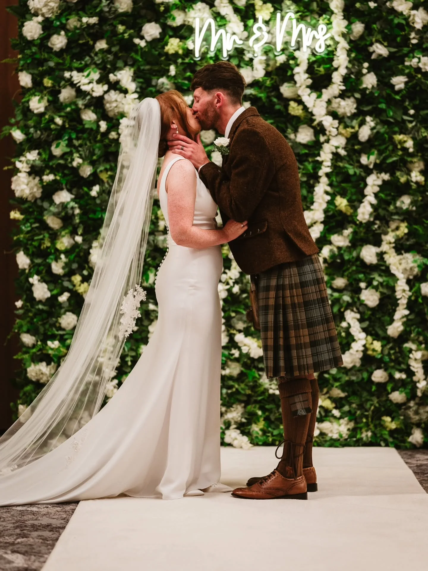 FIRST KISSES

Weeks, months, years of planning.

IT'S TIME

The nervous excitement. 

Your day is here, you've spent the morning prepping, you've walked the aisle, your there with the love of your life, you've said your vows. Now its time for your fi