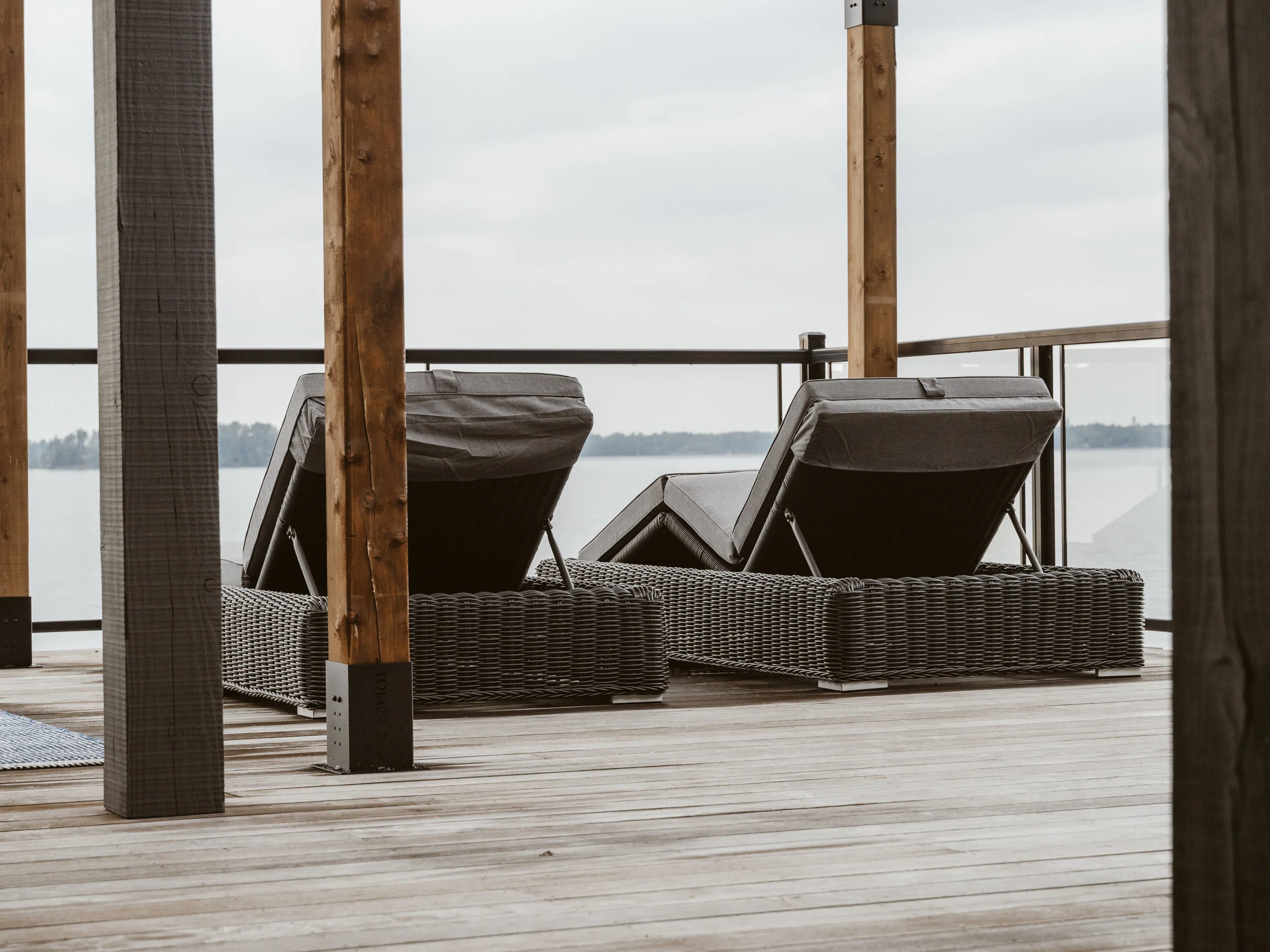 TPA03206-BALCONY PERGOLA.jpg