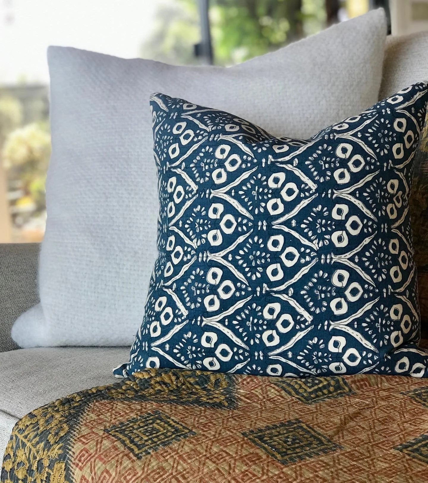 ht pillow 1.JPG